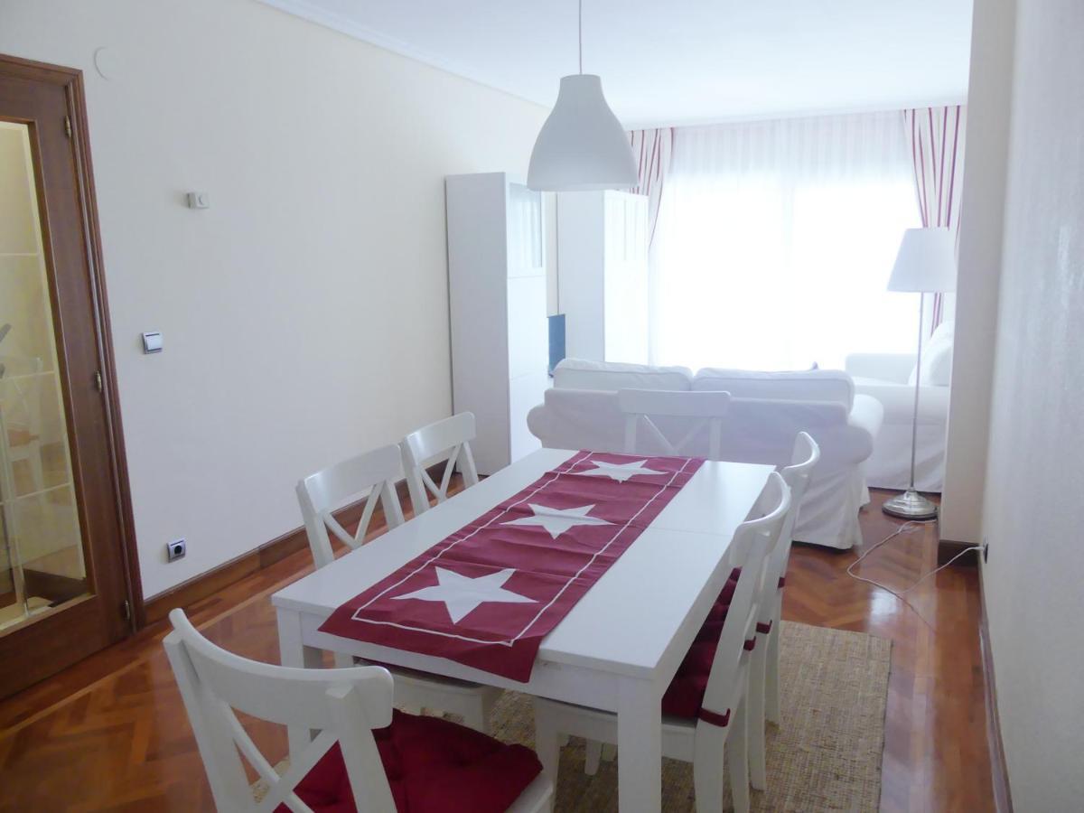 Apartamento Luminoso, Funcional Y Amplio En Zona Hospitalaria Пампона Екстериор снимка